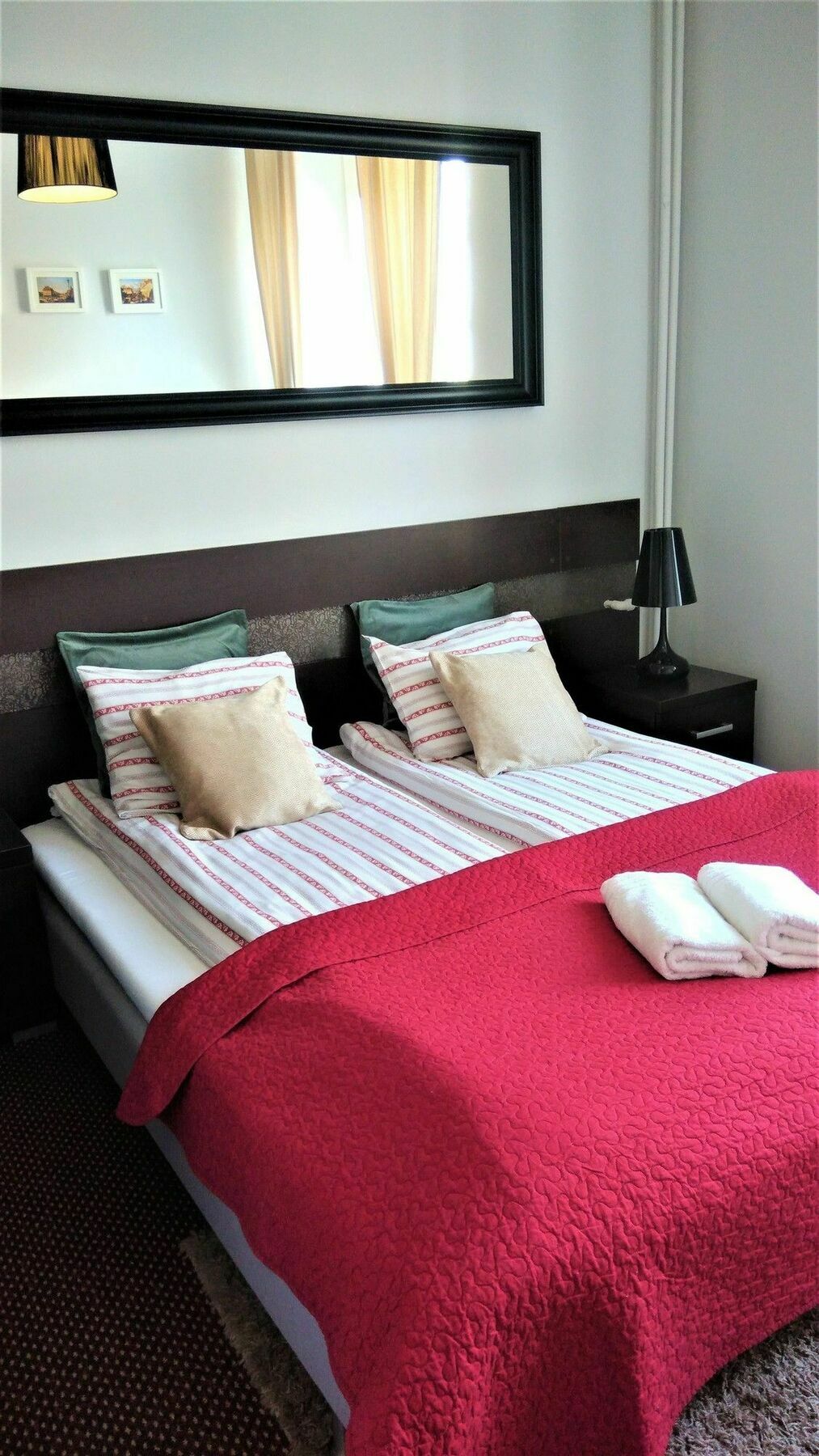 Stars Apartaments City Center By Noclegi Renters Varsó Kültér fotó